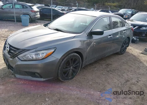 2018 Nissan Altima 2.5 Sr z USA, uszkodzony, nr VIN 1N4AL3AP1JC288397